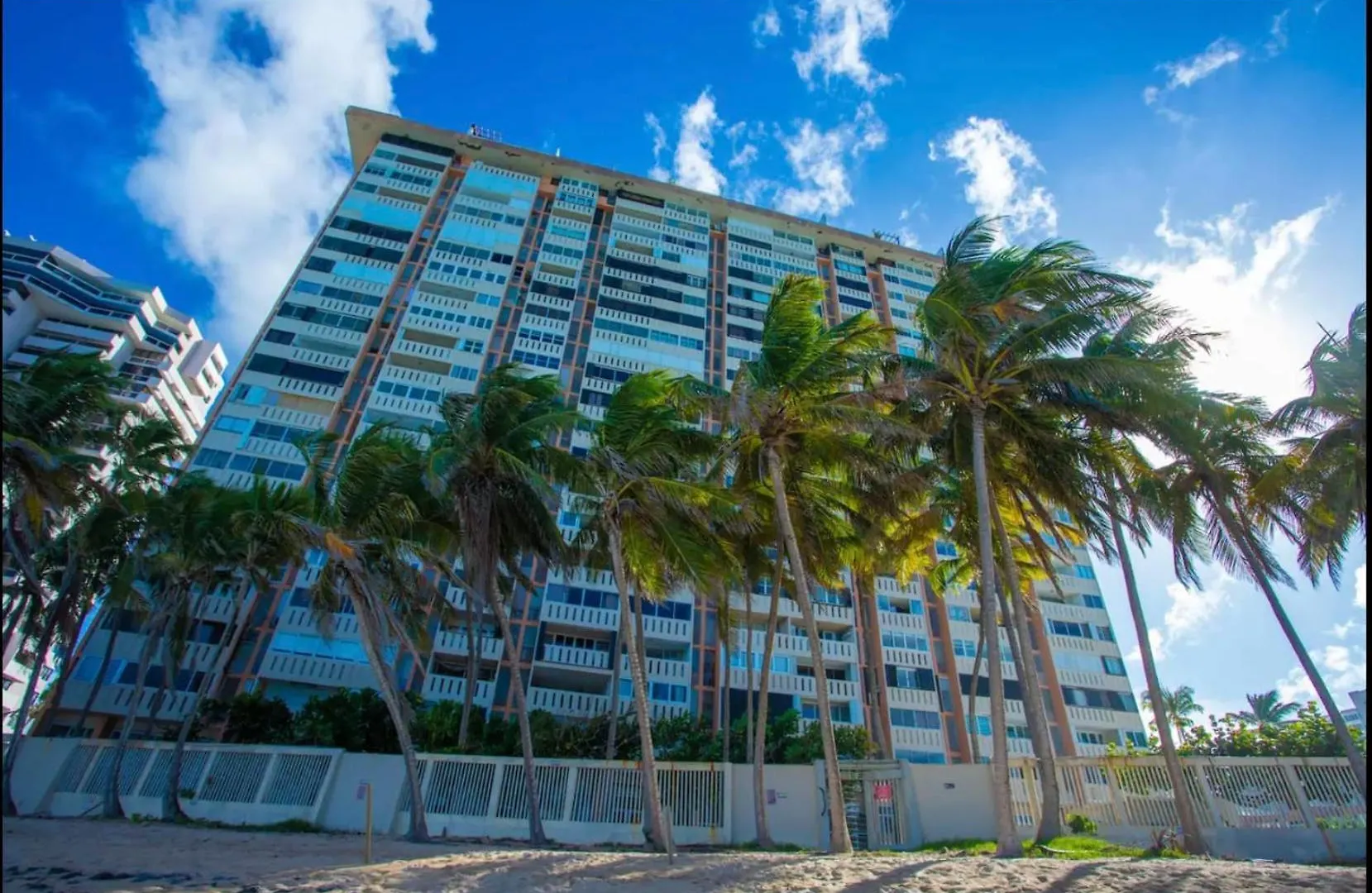 Διαμέρισμα Condado Beach-Pool Front Jewel Σαν Χουάν Πουέρτο Ρίκο
